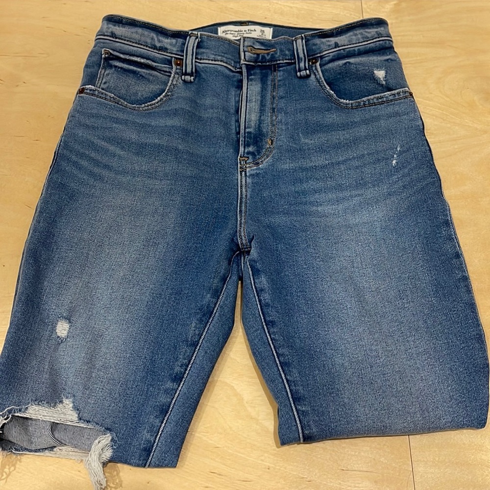 Abercrombie & Fitch “The super skinny ankle high rise” jeans